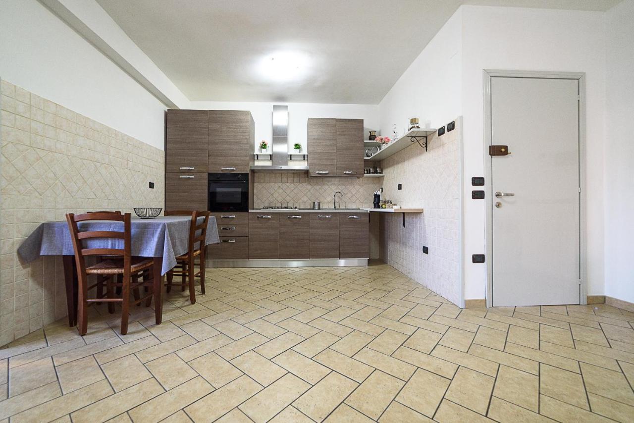 ספולטו Appartamento Di Via Refini מראה חיצוני תמונה